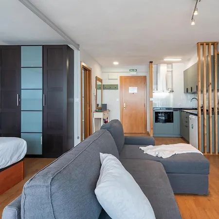Estudio En Playa San Lorenzo Апартаменты Хихон